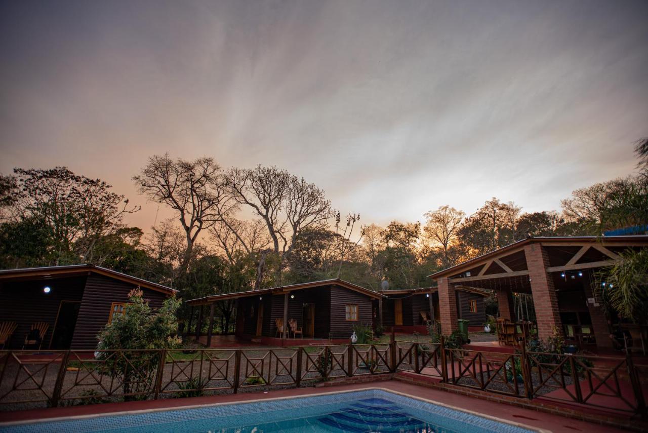 Cabanas La Quinta Puerto Iguazú Exterior foto
