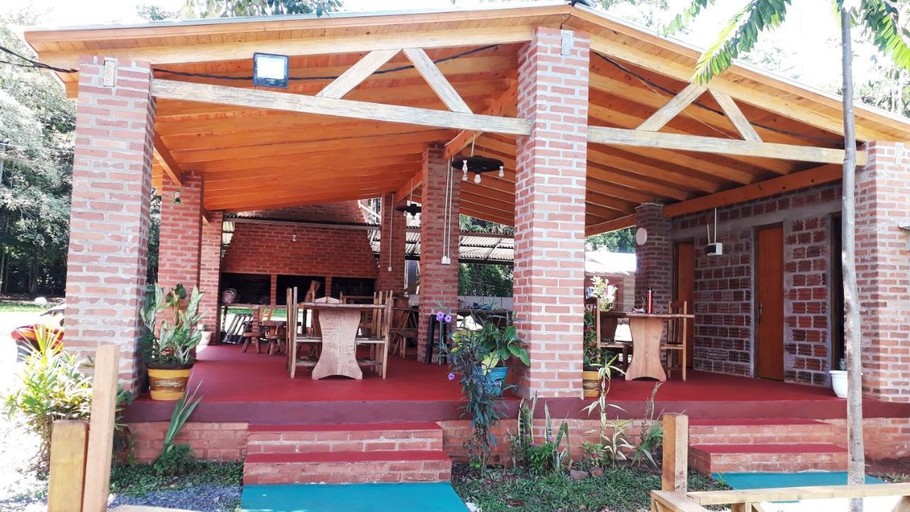 Cabanas La Quinta Puerto Iguazú Exterior foto